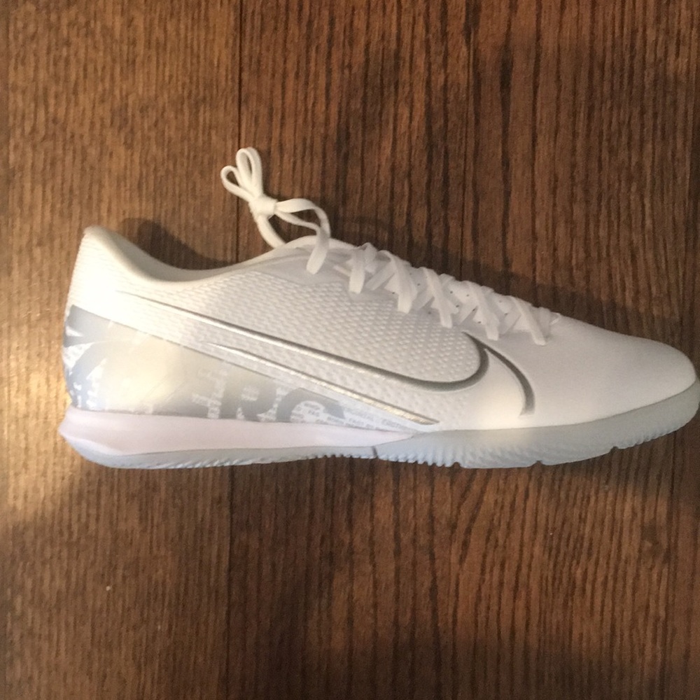 Nike Vapor 13 Academy IC